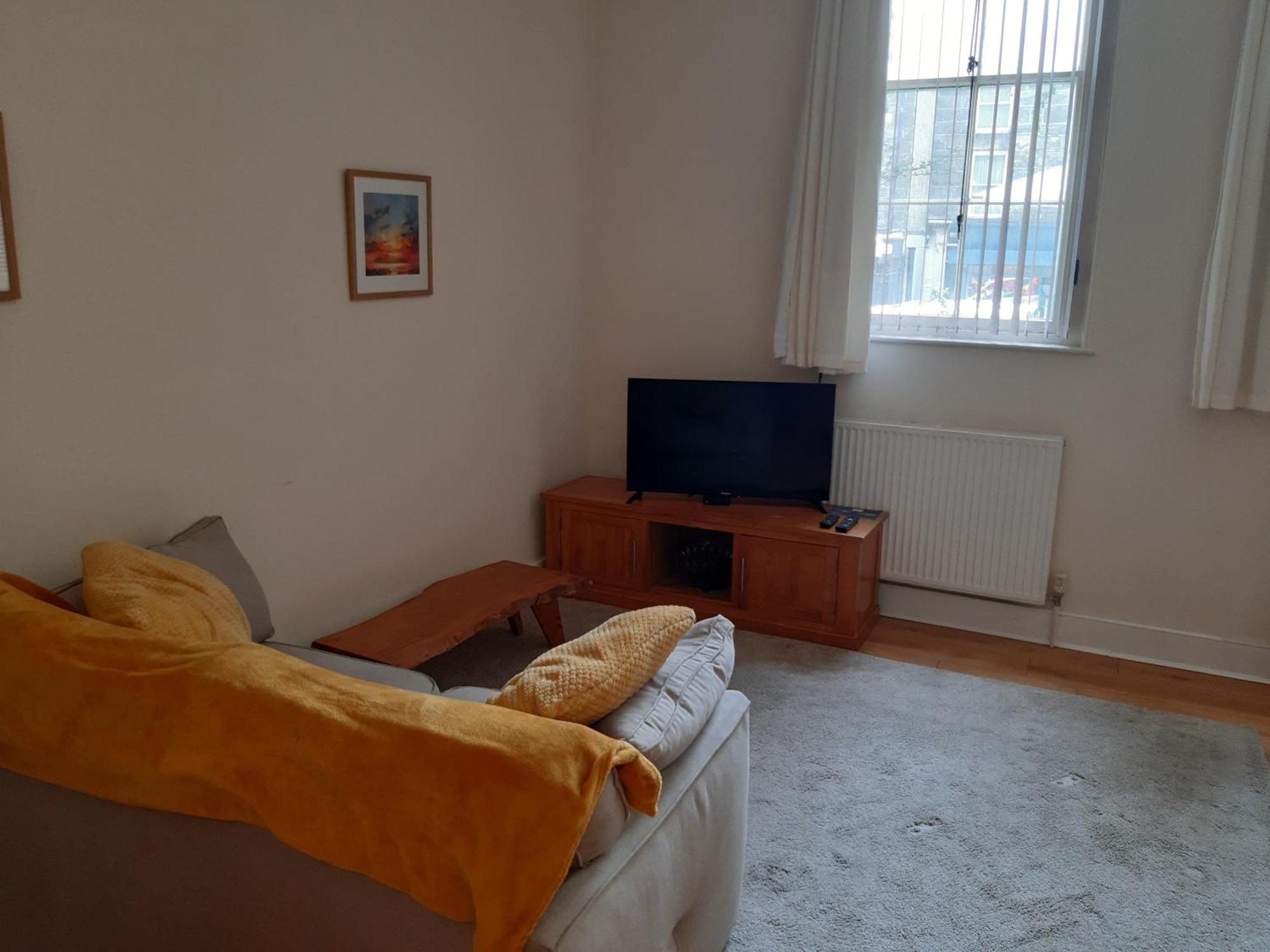Ground Floor Barmouth Centre Apartment With Garden Екстериор снимка